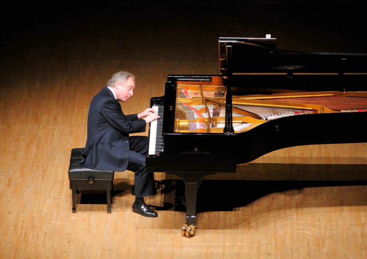 Sir András Schiff in Recital