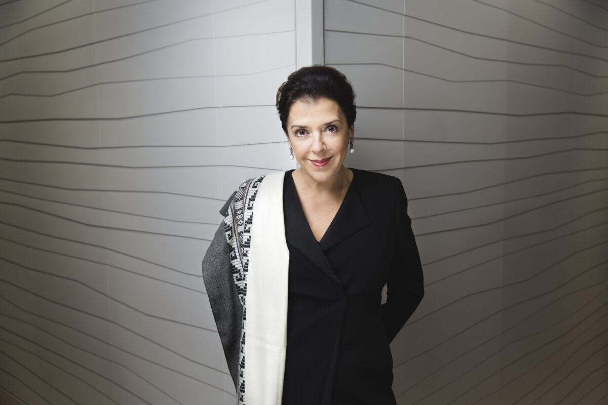 Elena Bashkirova plays Mozart